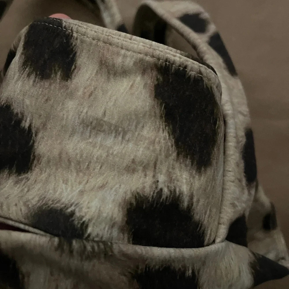 WEWOREWHAT Women's Animal-print Bandeau Sports Bra In Ivory/black brown top - Picture 6 of 6